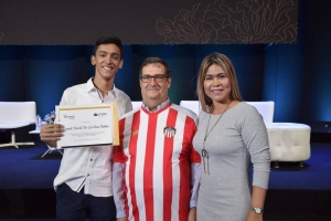 Beca Roble Amarillo Universidad Del Norte